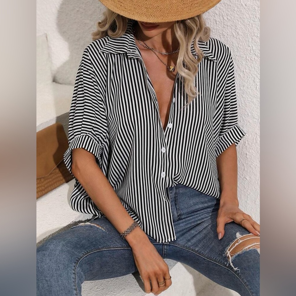 NWOT SHEIN Black and White Boxy Button Down Shirt